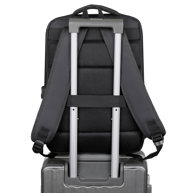 Urban Backpack with Waterproof Properties and Intelligent Compartment System Kalsten