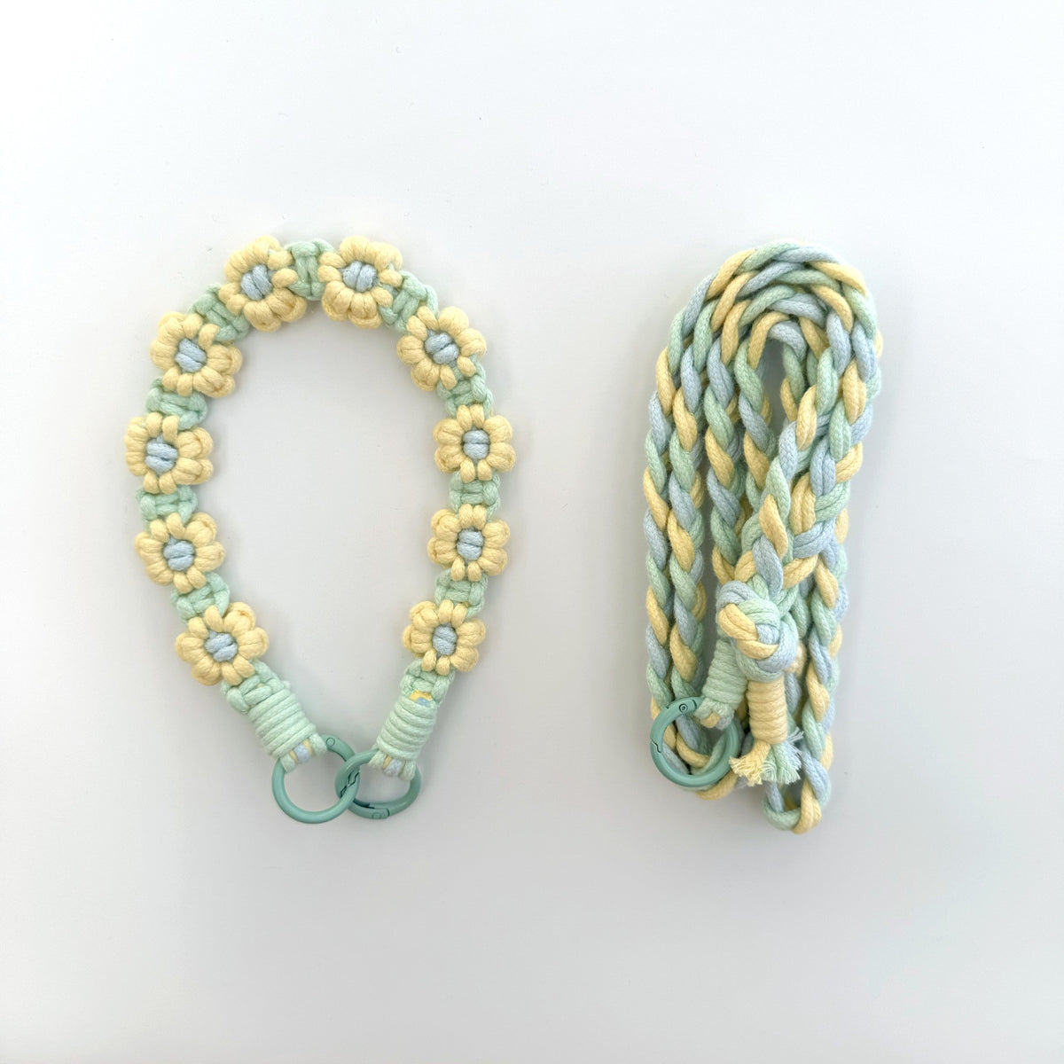 Macrame Dog Leash Holder Acalora