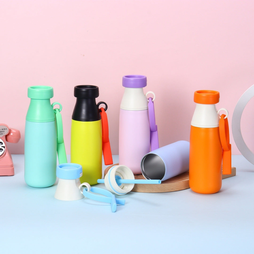 Women insulated water bottle with practical carrying strap Kalsten