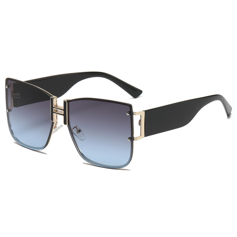 Ladies sunglasses in an elegant design with highly modern, organic lenses Kalsten
