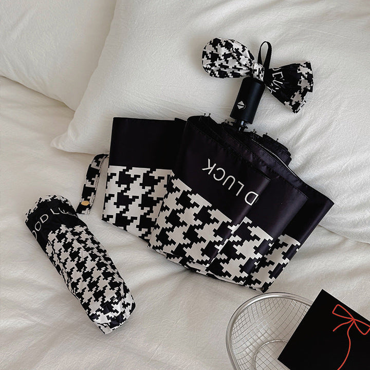 Women Folding Umbrella with Modern Wave Pattern Kalsten