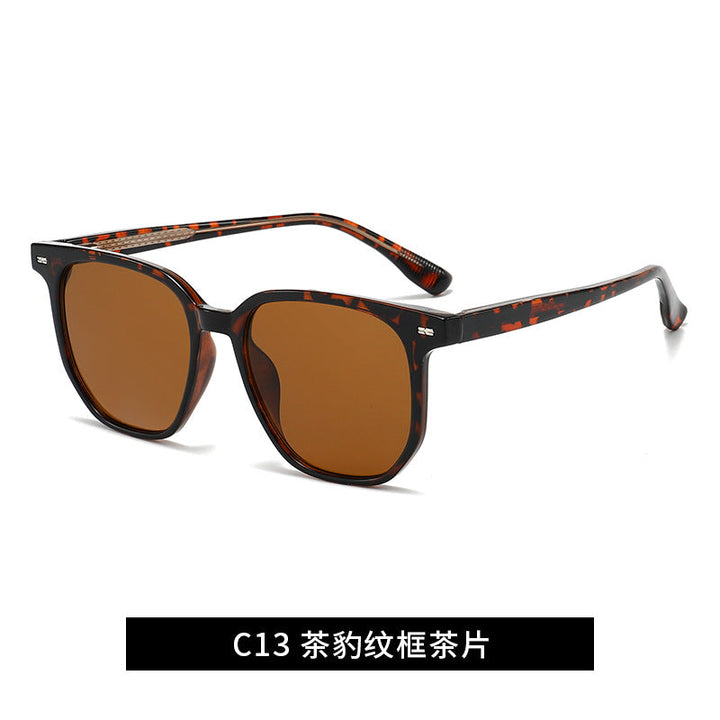 Ladies sunglasses in a modern square frame Kalsten