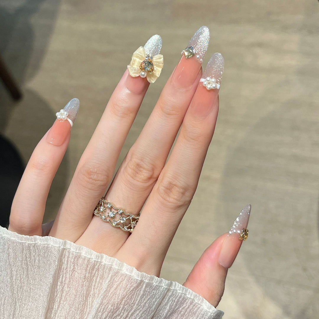 Glamorous Rhinestone-Embellished Nail Art Extensions Kalsten