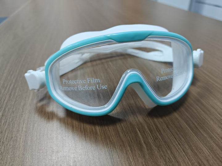Swim protection mask with clear field of vision and comfortable fit Kalsten