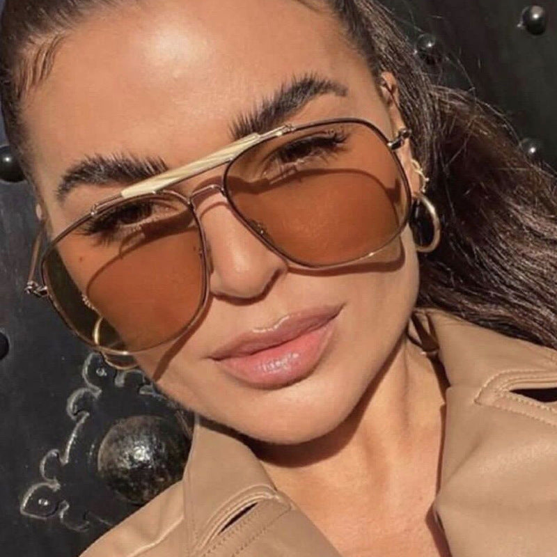 Ladies Pilot Sunglasses with Gold Frame Kalsten