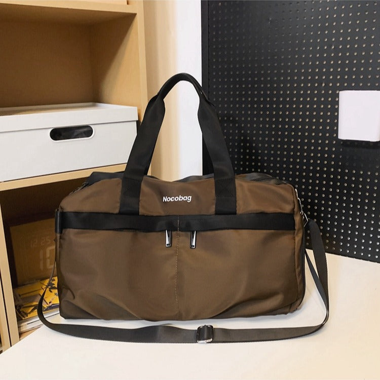 Multifunctional Travel Bag with Ergonomic Carrying Handle Kalsten
