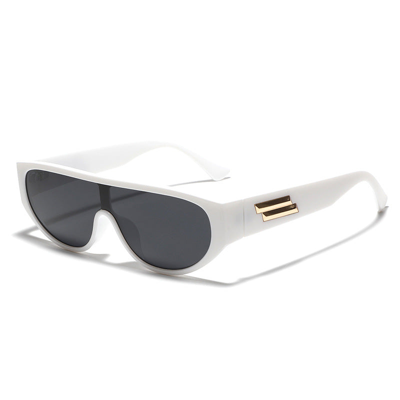 Ladies sporty sunglasses with custom-made frame Kalsten