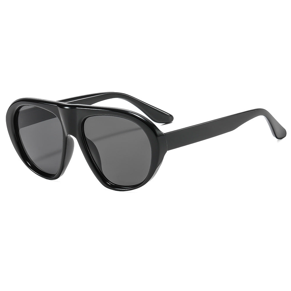 Ladies fashionable glasses with large frame and stylish design Kalsten