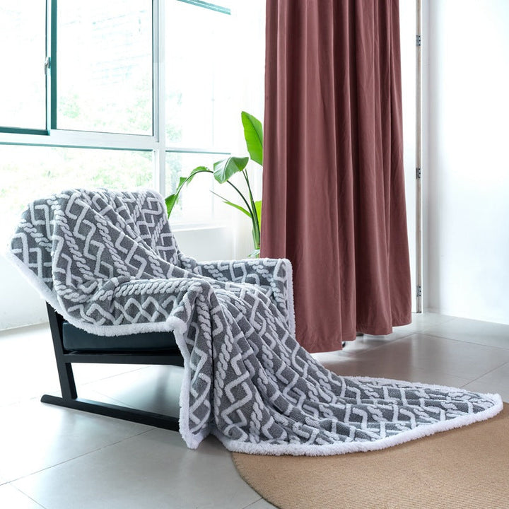 Women Cozy Reversible Blanket with Geometric Pattern Kalsten