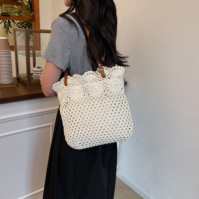 Crochet handbag with durable leather handles Kalsten