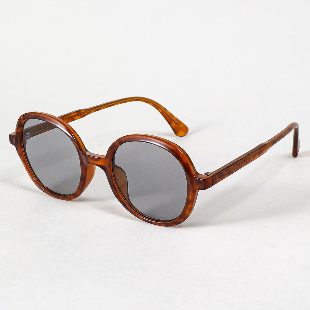Women’s fashionable sunglasses with a sturdy and stylish frame Kalsten