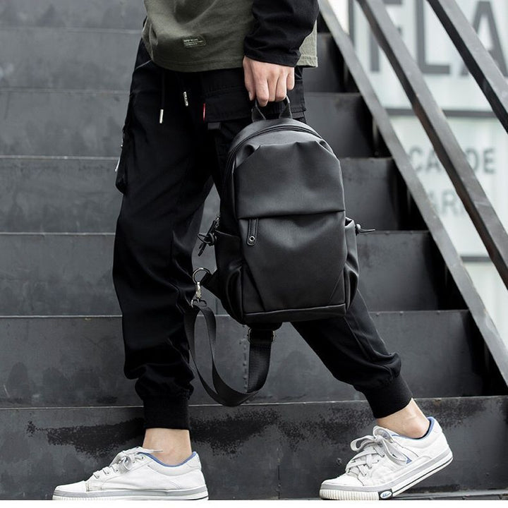 Practical shoulder bag with versatile storage Kalsten