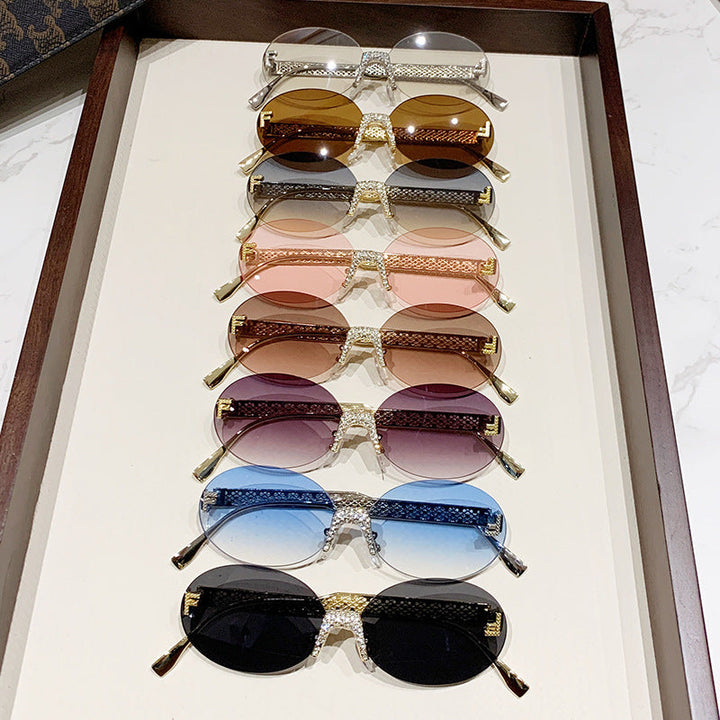 Women's sunglasses with glittering frame and oval lenses Kalsten
