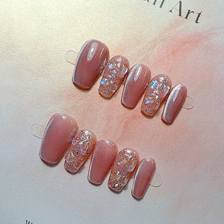 Fashionable Press-On Nails Kalsten