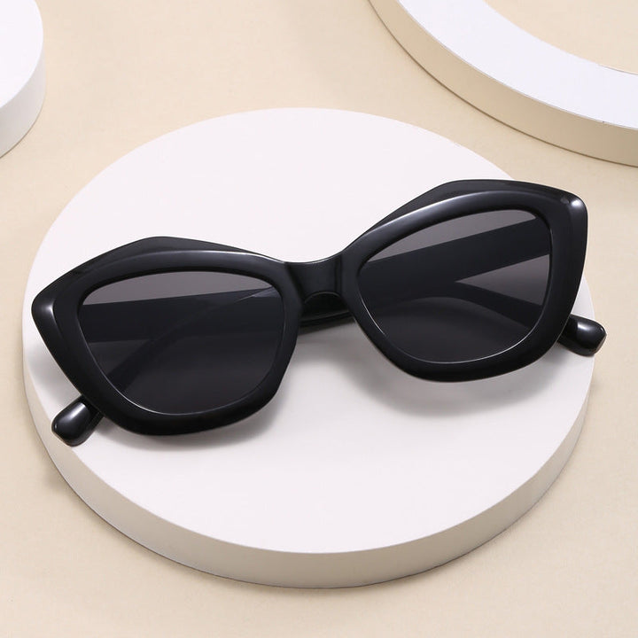 Ladies Cat-Eye Sunglasses with Stylish Leopard Pattern Kalsten