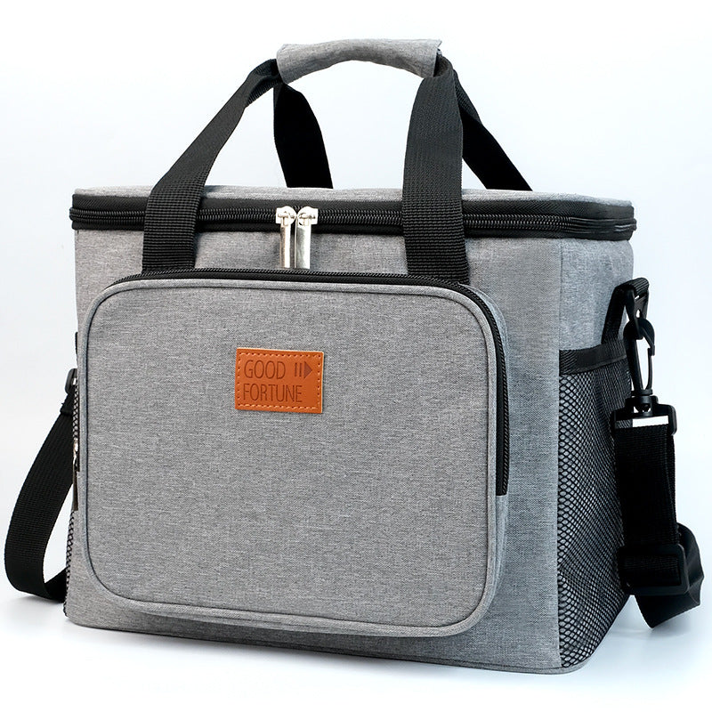 Cooler bag with insulating interior and practical carrying options Kalsten