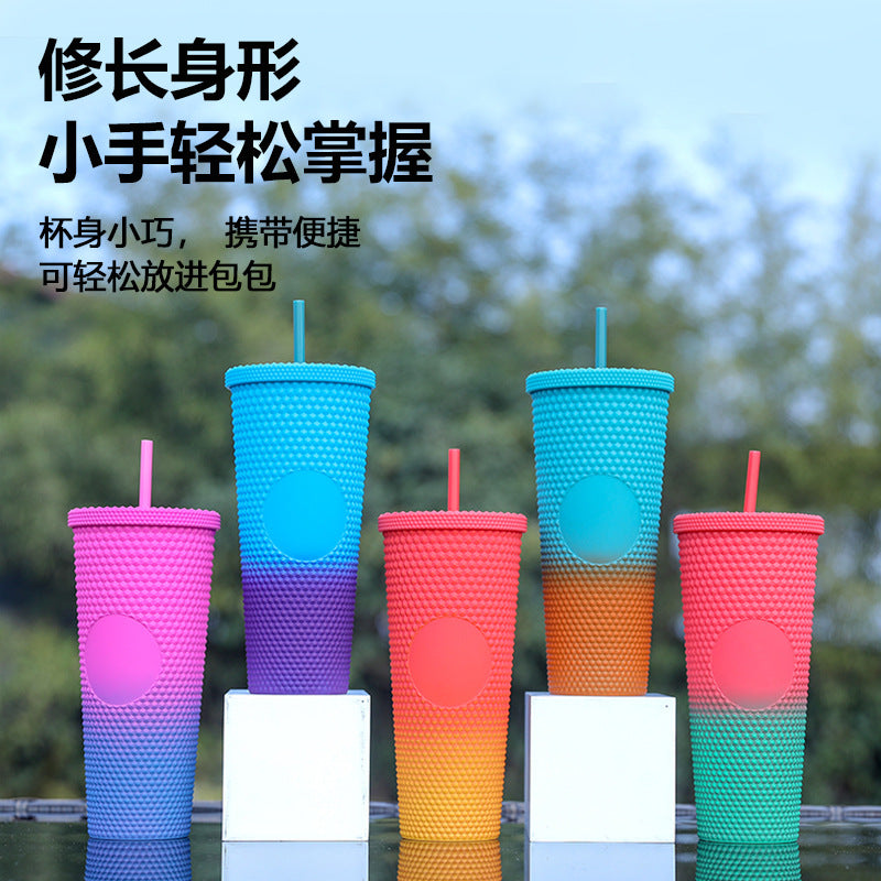 Women's reusable drinking cup with textured silicone from Kalsten