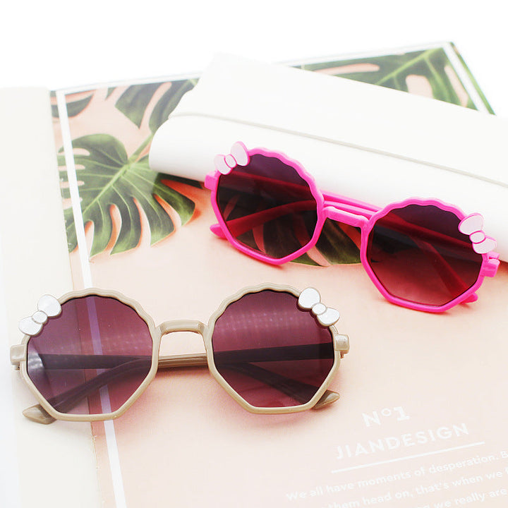 Women's playful sunglasses in creative design Kalsten
