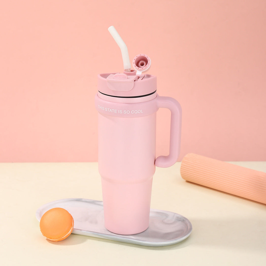Unisex drinking cup with integrated straw Kalsten