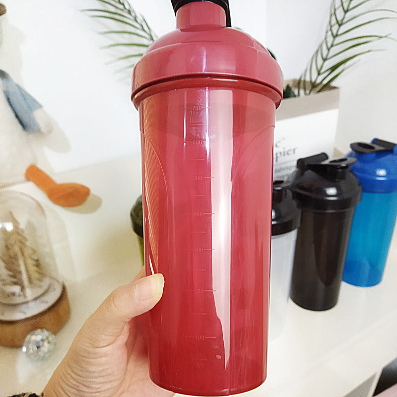 Unisex Shaker bottle in a timeless design with practical pouring opening Kalsten