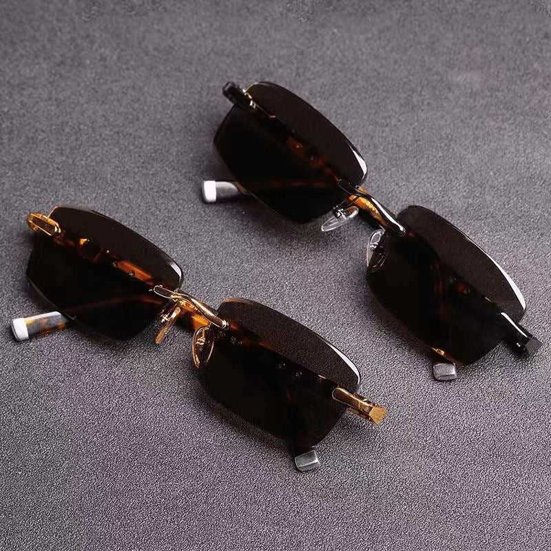 Women's fashionable rectangular sunglasses with unique design feature Kalsten