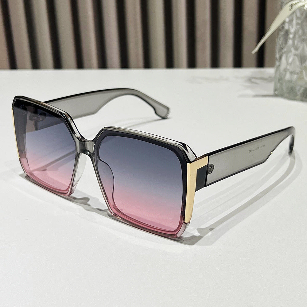 Women's fashionable sunglasses with elegant accents Kalsten