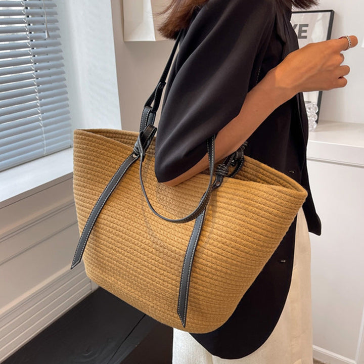 Elegant Shopper Bag with Texture Kalsten