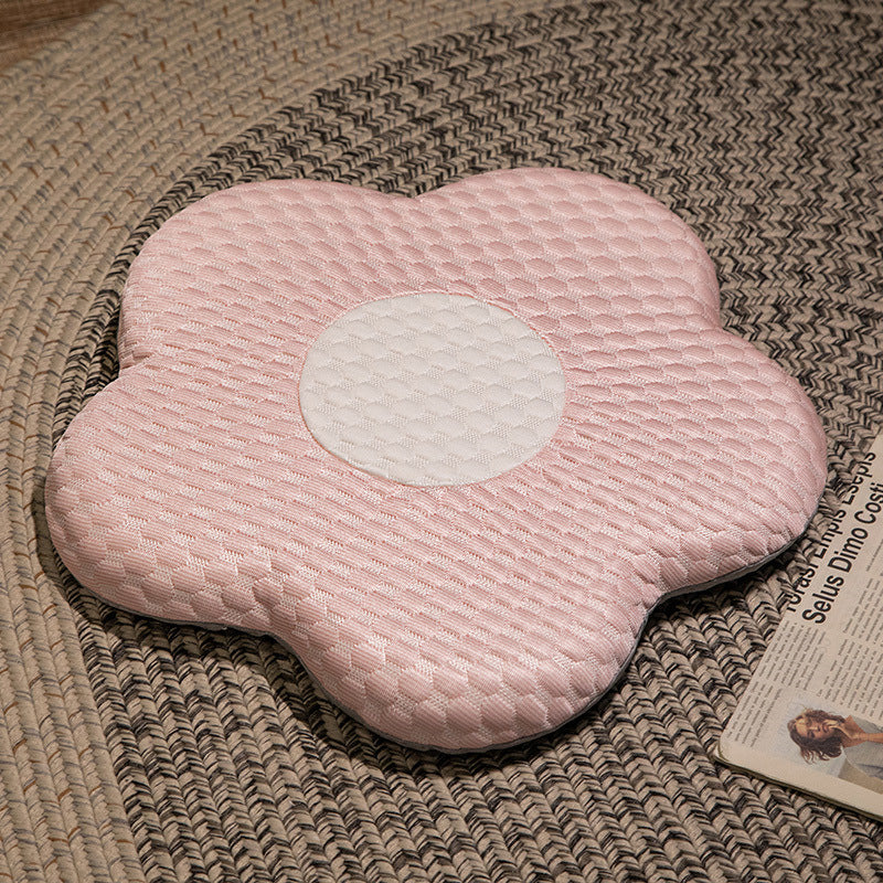 Flower cushion with breathable surface Kalsten