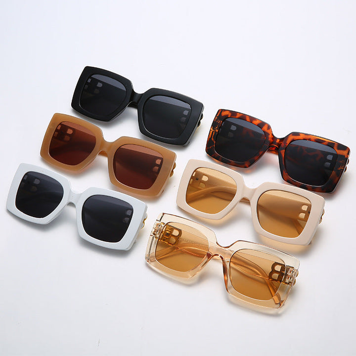 Ladies oversized sunglasses with elegant design and luxurious details Kalsten