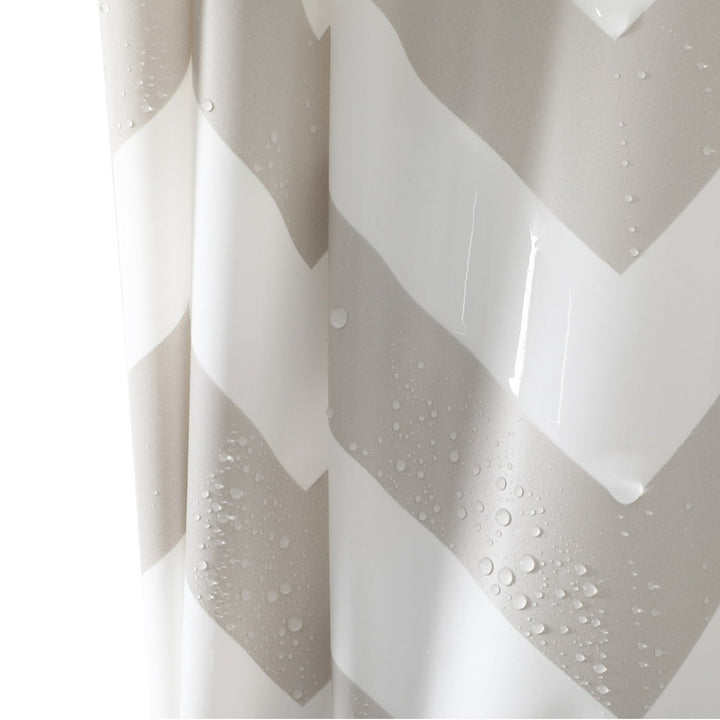 Chevron Pattern Water-Resistant Shower Curtain Kalsten