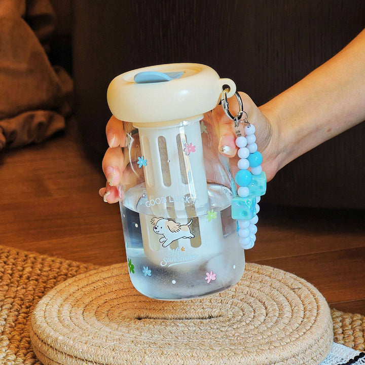 Ladies drinking container with unique design and integrated straw Kalsten