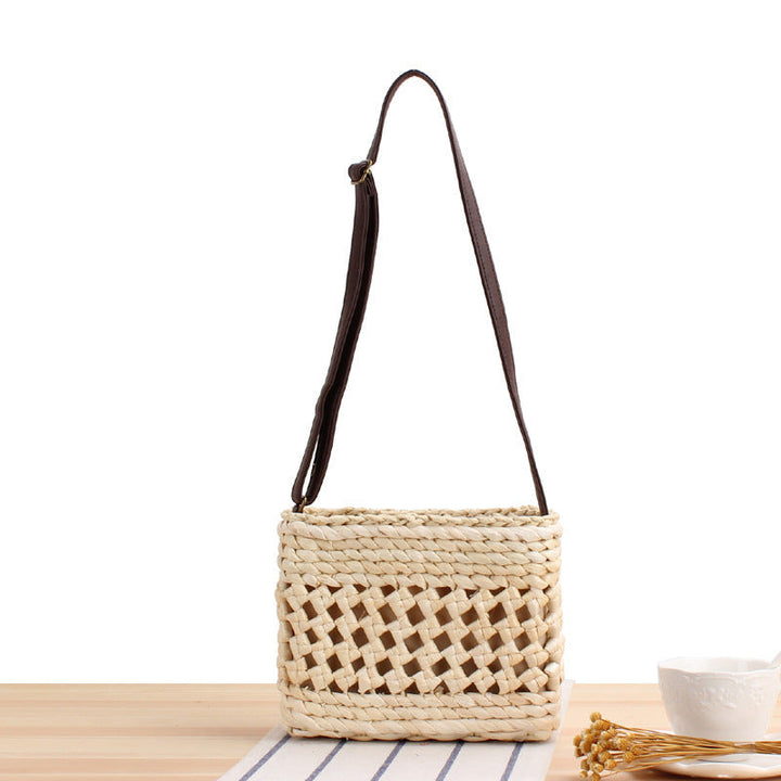 Shoulder bag with Woven Design and Sturdy Shoulder Strap Kalsten