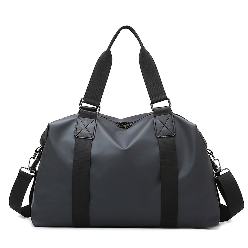 Sporty travel bag with water-repellent properties and ergonomic carrying handles Kalsten