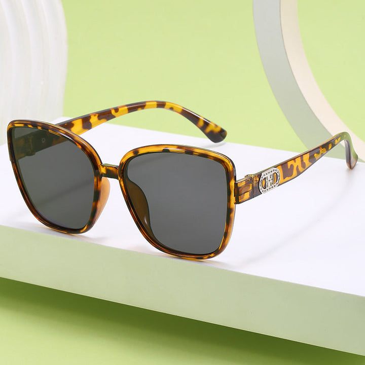 Women’s elegant oversized sunglasses in modern design Kalsten