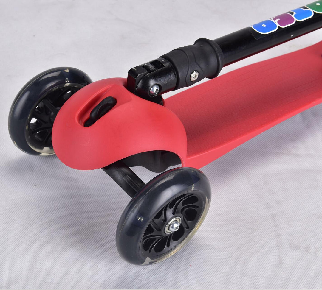 Three-Wheeled Adjustable Kick Scooter Kalsten