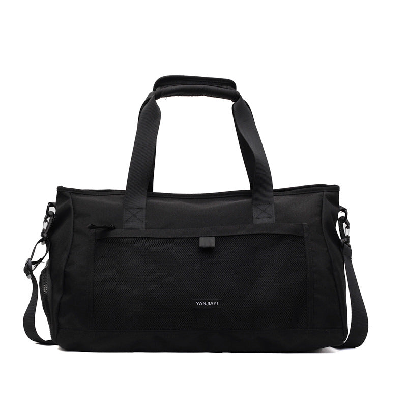 Sporty travel bag with mesh structure and practical compartments Kalsten