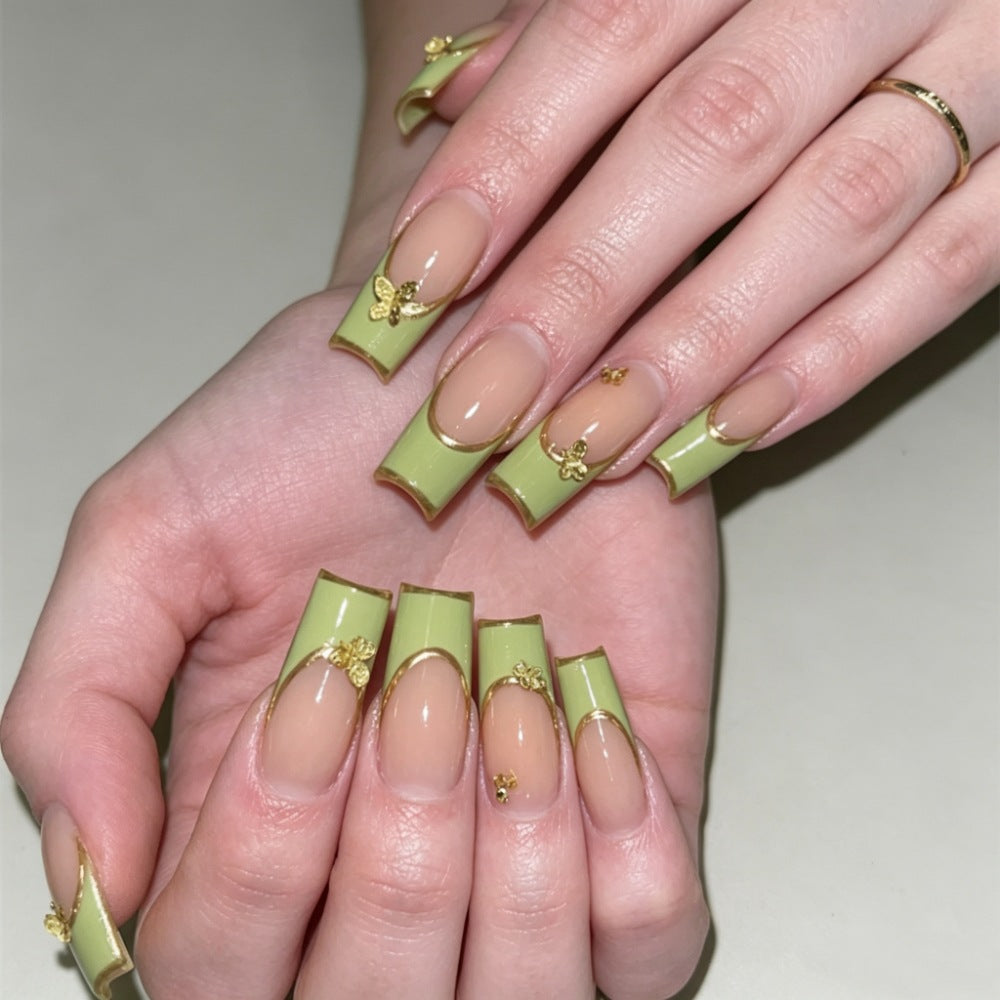 Artificial nails with elegant floral and delicate design Kalsten