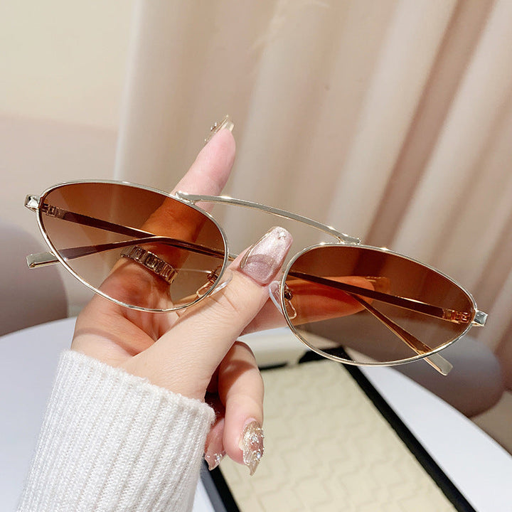 Ladies fashionable sunglasses in elegant oval design Kalsten