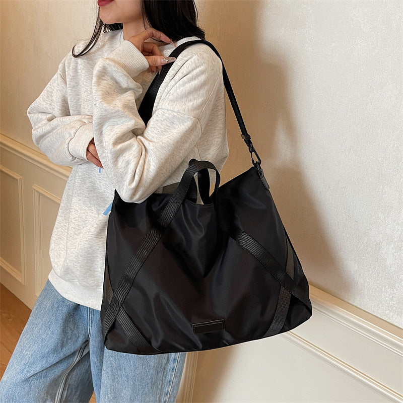 Comfortable everyday shoulder bag Kalsten