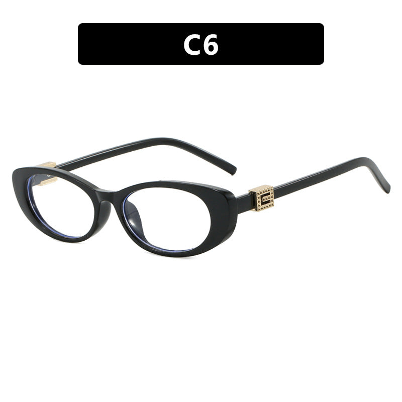 Women elegant Cat-Eye sunglasses with fine accents Kalsten