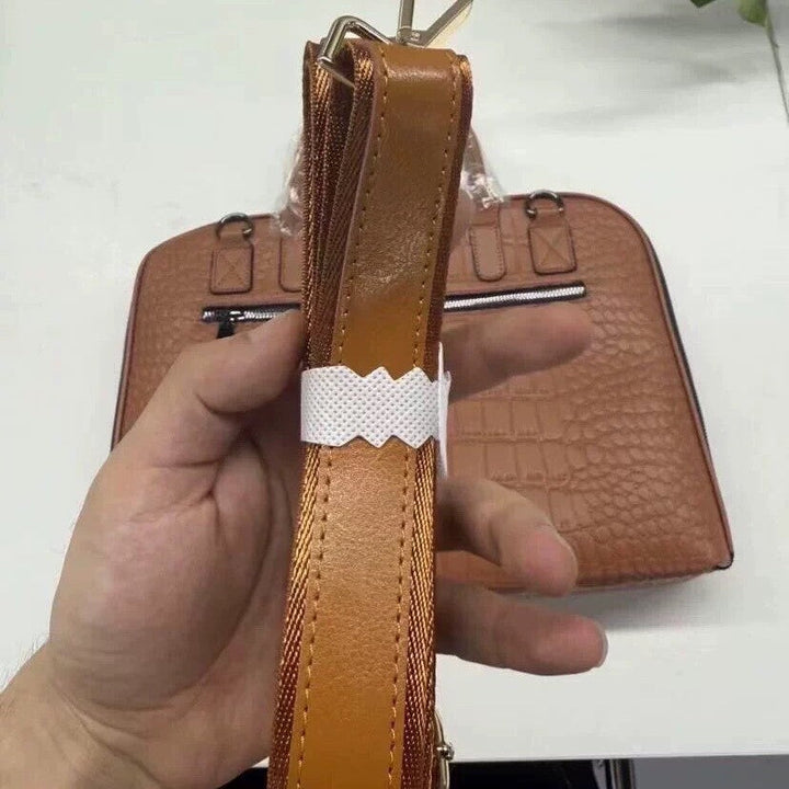 Stylish handbag with luxurious crocodile design Kalsten