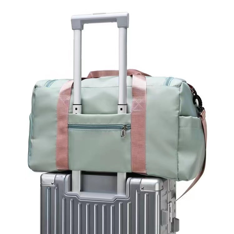 Sporty Travel Bag With Multiple Compartments Kalsten