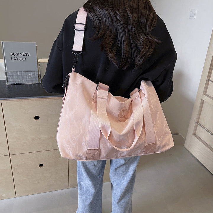 Sporty Travel Bag in Modern Design Kalsten