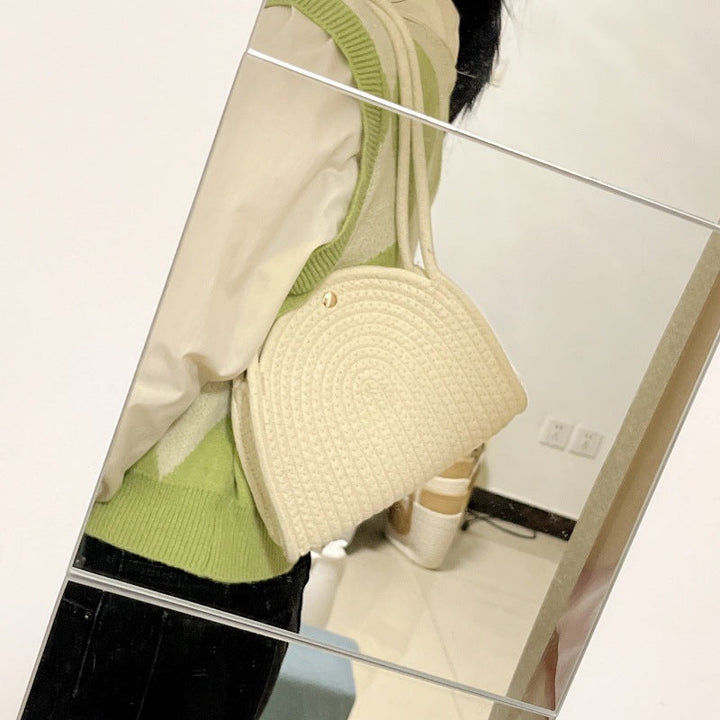 Women's fashionable shoulder bag with ribbed design Kalsten