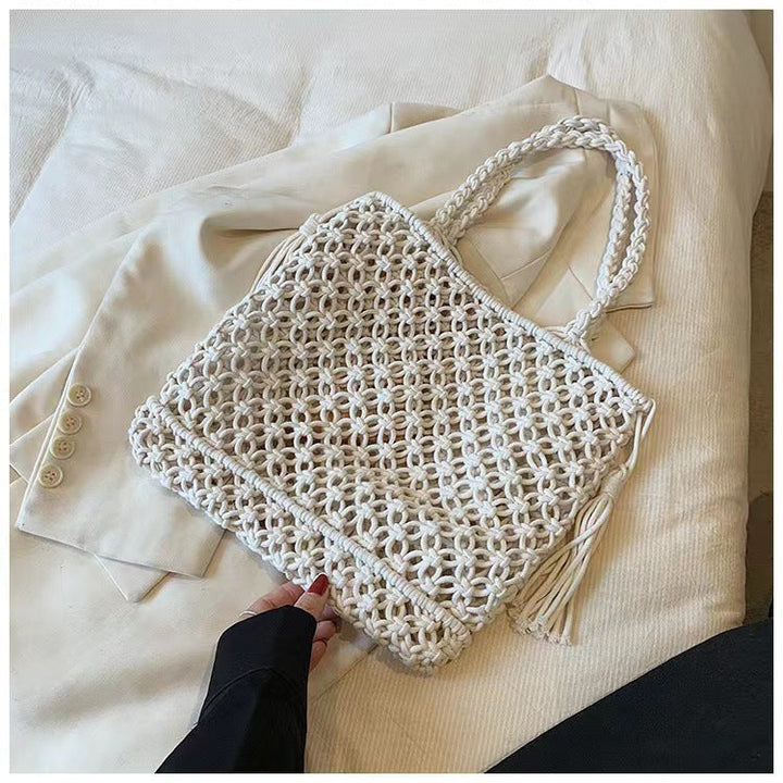 Hand-knotted beach bag with playful design Kalsten