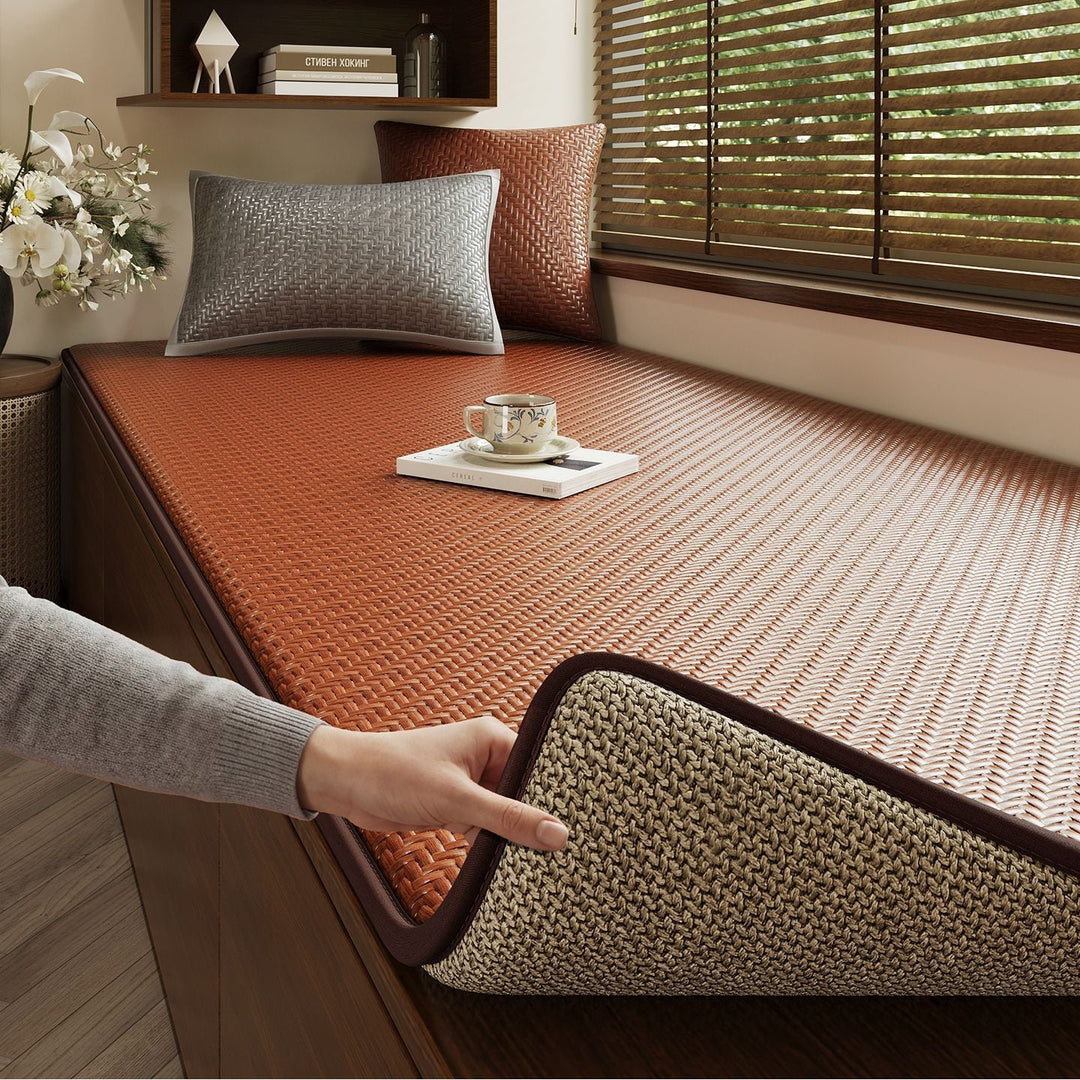Textured Bed Cover Mat Kalsten