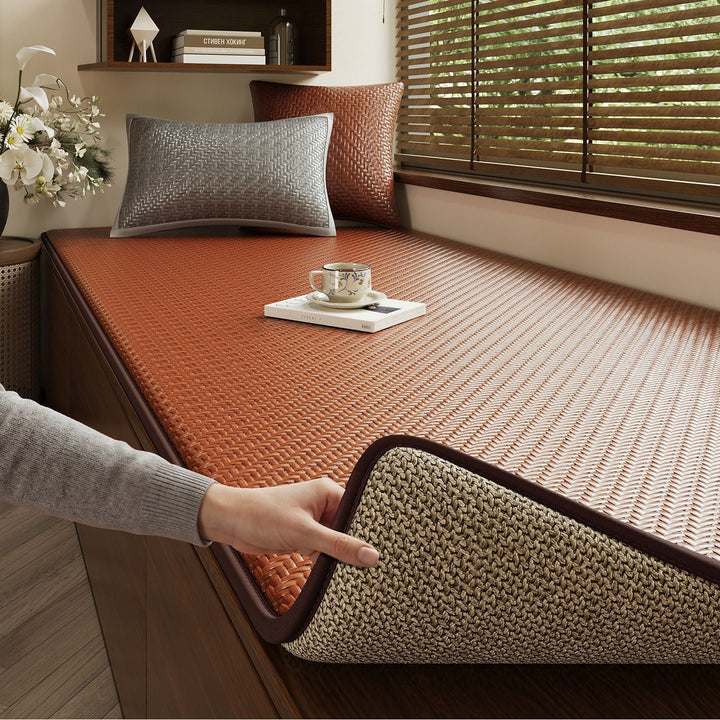 Textured Bed Cover Mat Kalsten
