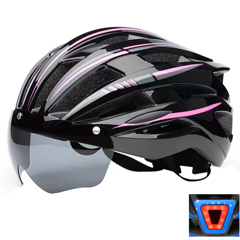 Bicycle helmet with integrated visor and innovative ventilation system Kalsten