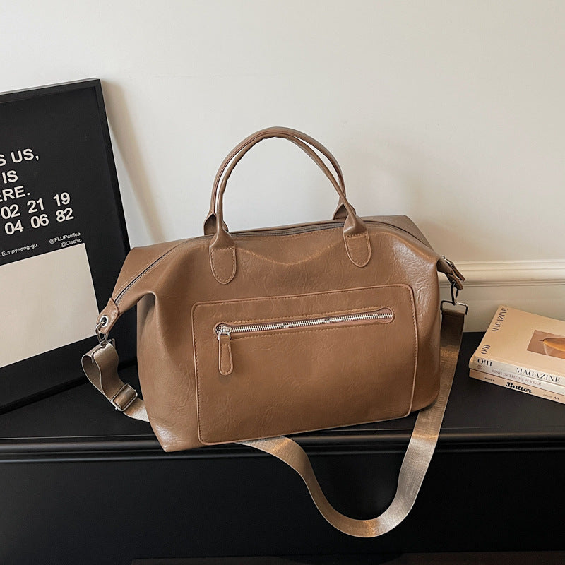 Elegant and Functional Weekend Bag Kalsten