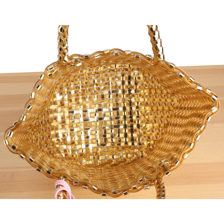 Playful basket bag with unique pendant Kalsten